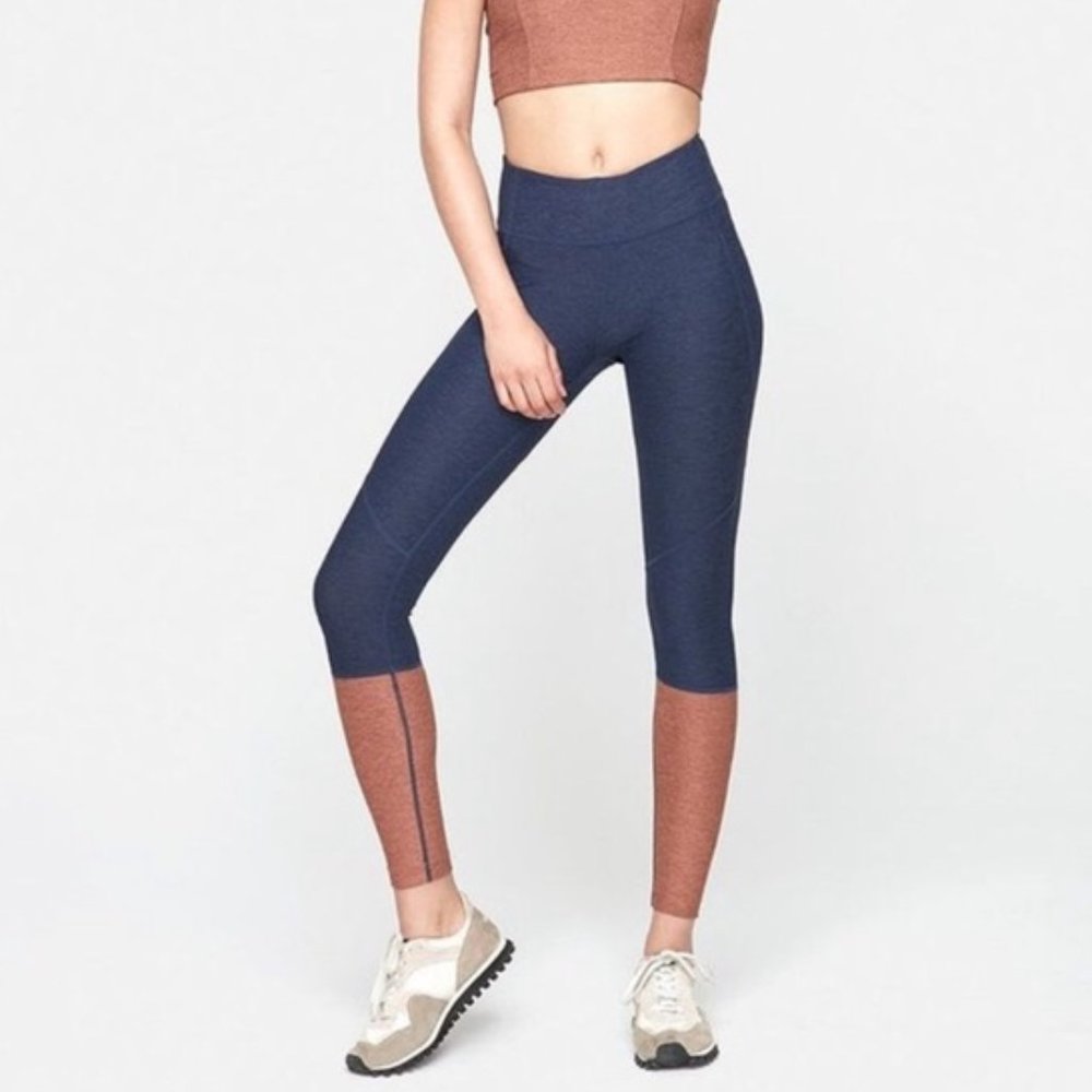 Outdoor Voices 7/8 Dipped Warmup Leggings